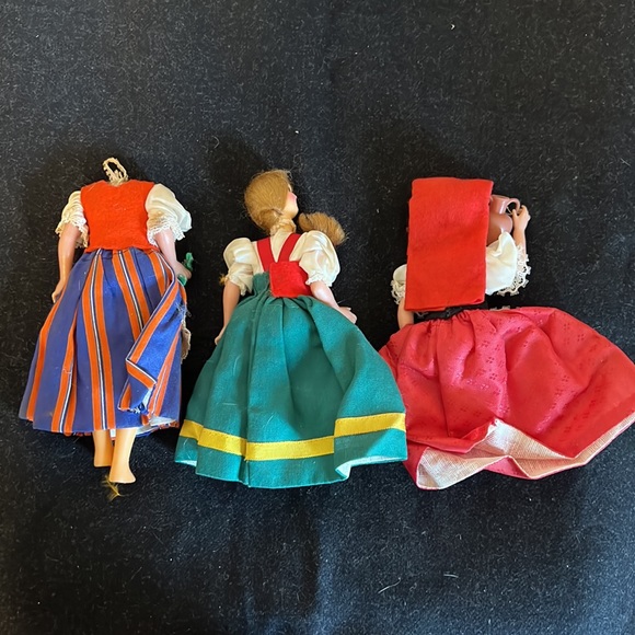 Vintage collectible dolls - Picture 11 of 11